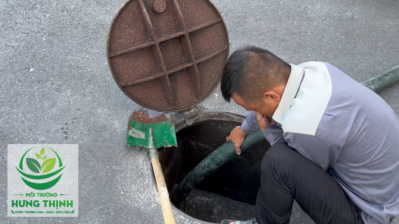 Hút hầm cầu Quảng Điền - Môi Trường Hưng Thịnh