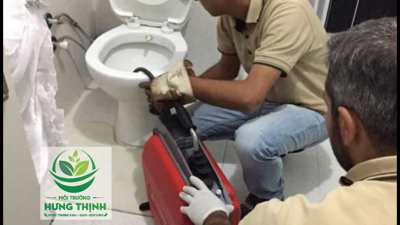 Thông tắc bồn cầu Thanh Khê - Môi Trường Hưng Thịnh